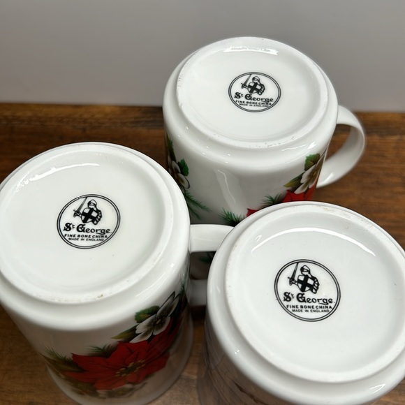 Vintage Porcelain Christmas Cups Set Of Three St George Fine Bone China - Picture 10 of 12